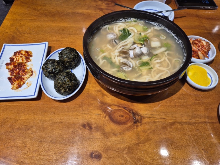 1984그수육집칼국수부산전포점 이미지