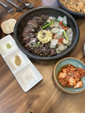 일이이사 이미지