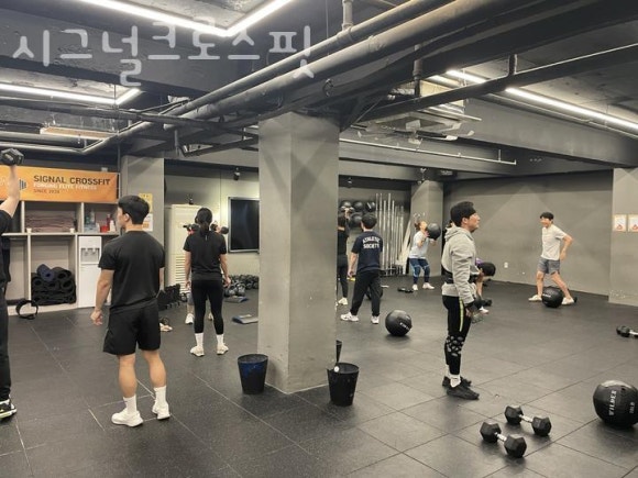 시그널크로스핏 이미지