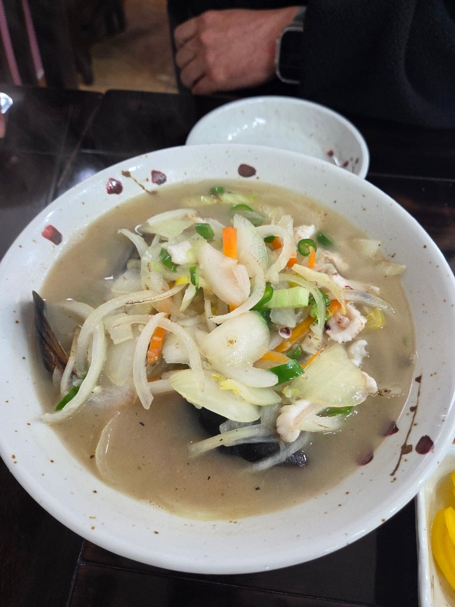 홍반장반점 이미지
