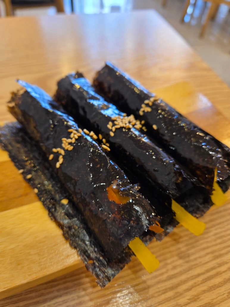 뚝배기 꼬마김밥 이미지