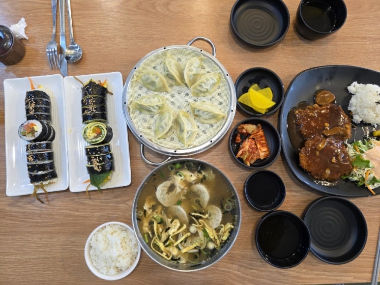 강가네손만두칼국수돈까스 이미지