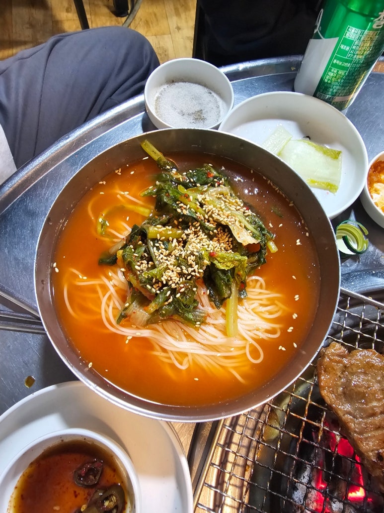 얼큰이꼼장어 이미지