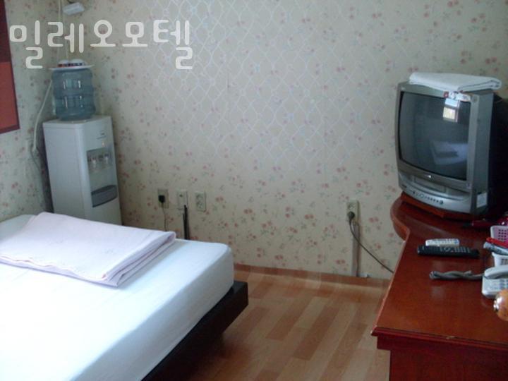 밀모텔 이미지