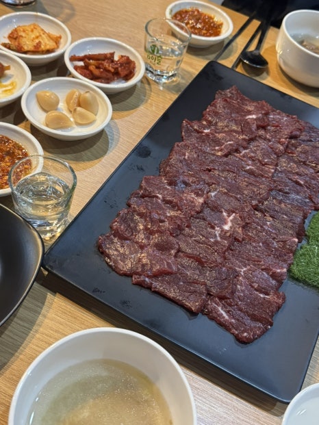 육육집 이미지