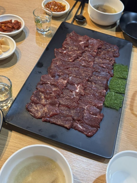 육육집 이미지