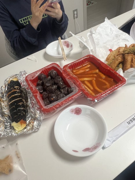 또니김밥 이미지