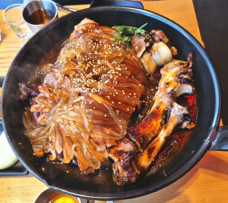 마왕족발동탄 이미지