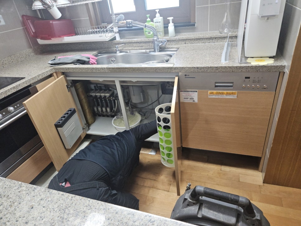 씽크대막힘 이미지