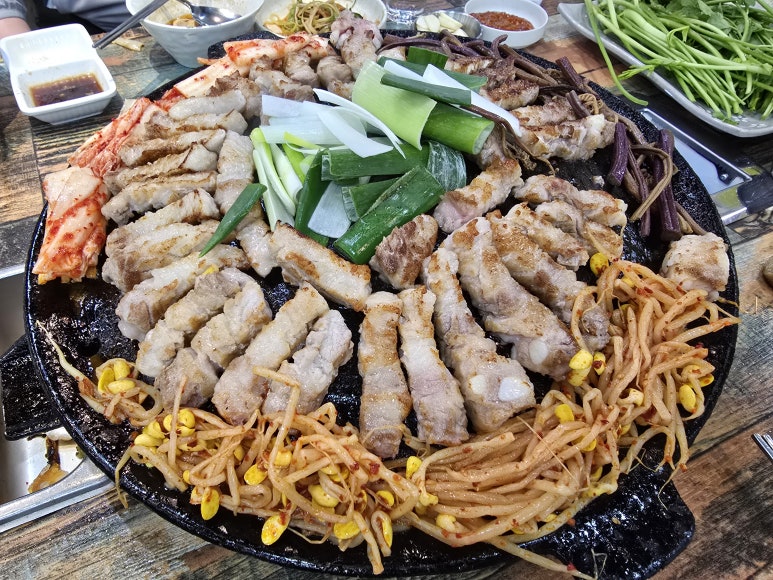 3겹살 대구막창 이미지