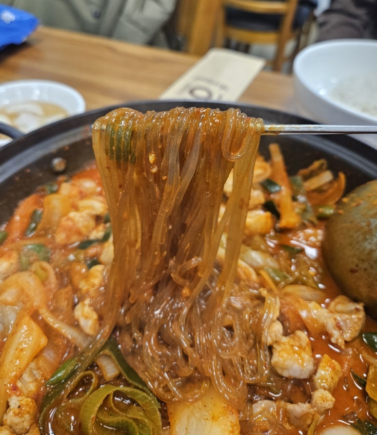 매운통돼지볶음 이미지