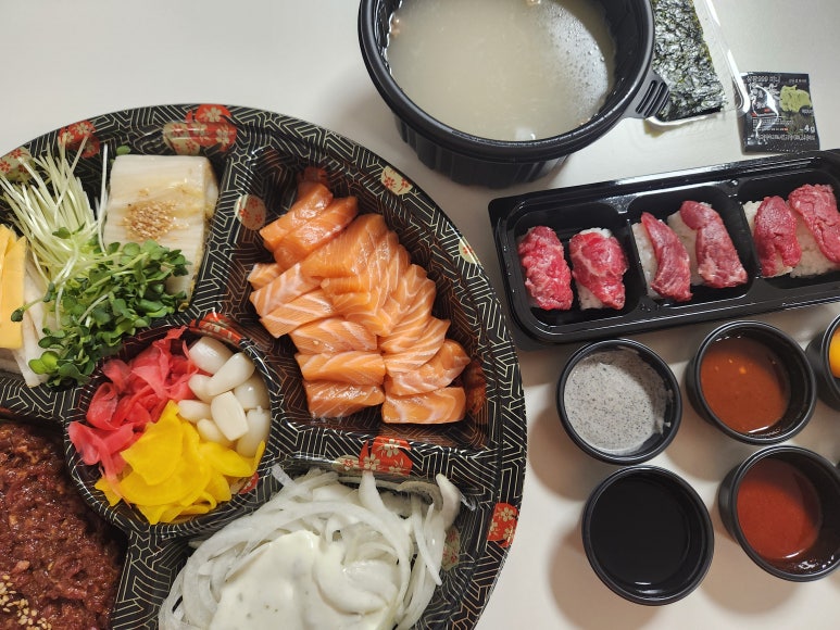 연어바다육회드소 이미지