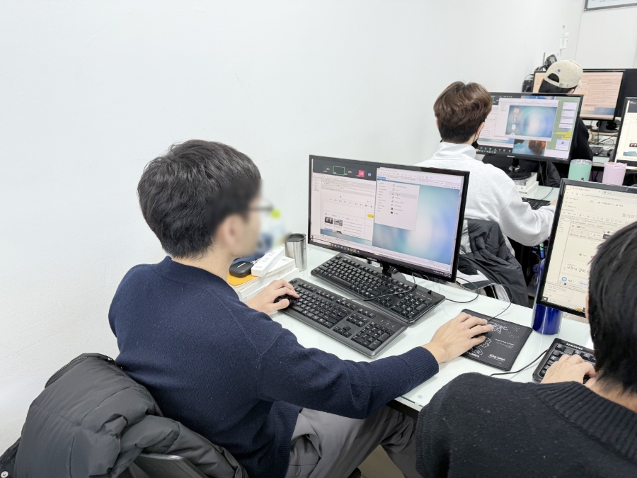 비전공자 코딩 학원 후기: 1년 만에 개발자 취업 성공 과정