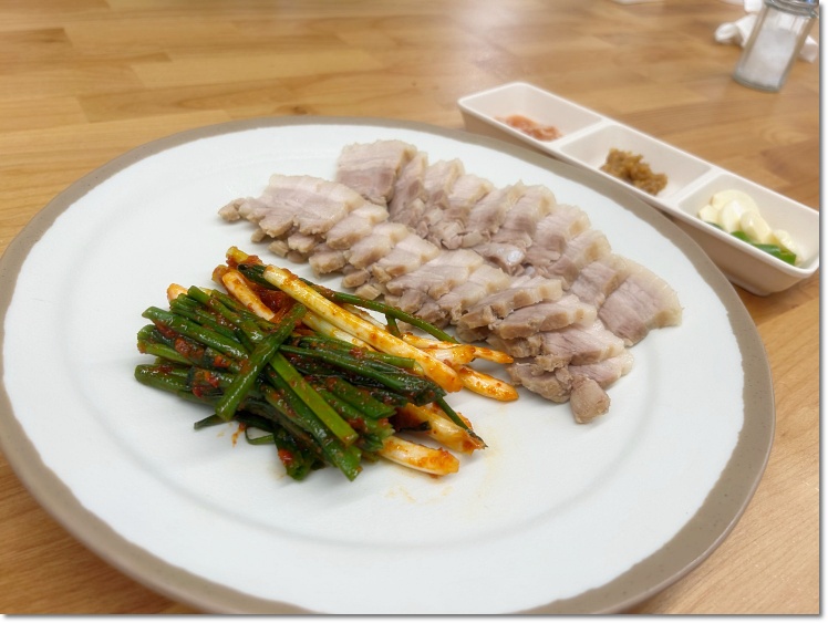 은행나무칼국수 이미지