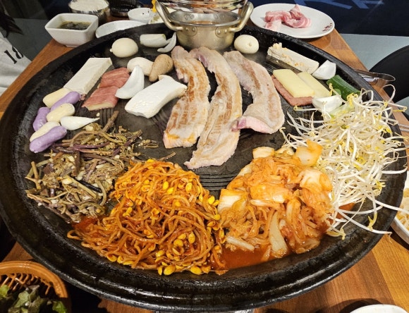 60판왕뚜껑삼겹살 이미지