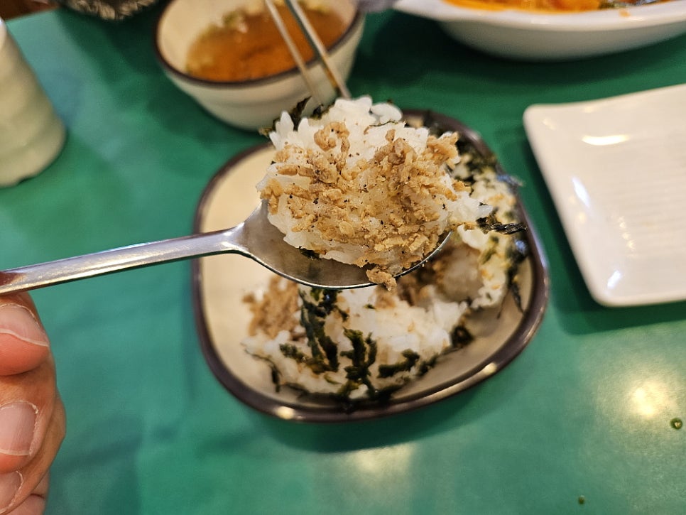 토마토김밥 이미지
