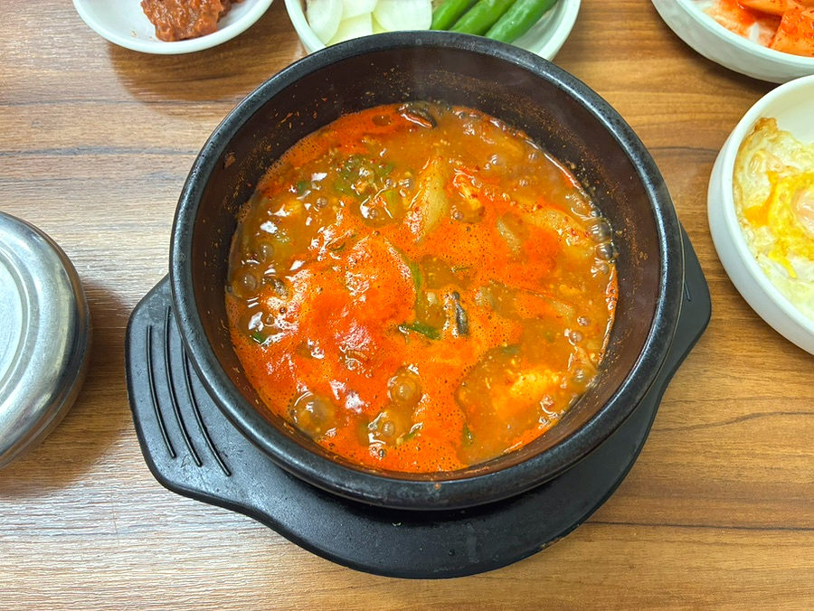 옴시롱감시롱순대국 사진 6