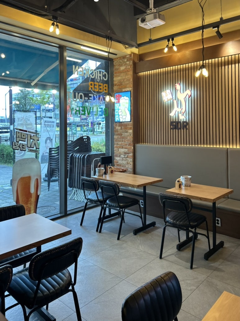 치킨신드롬 안산선부점 사진 8