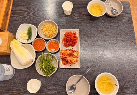 진본가족발보쌈 사진 2