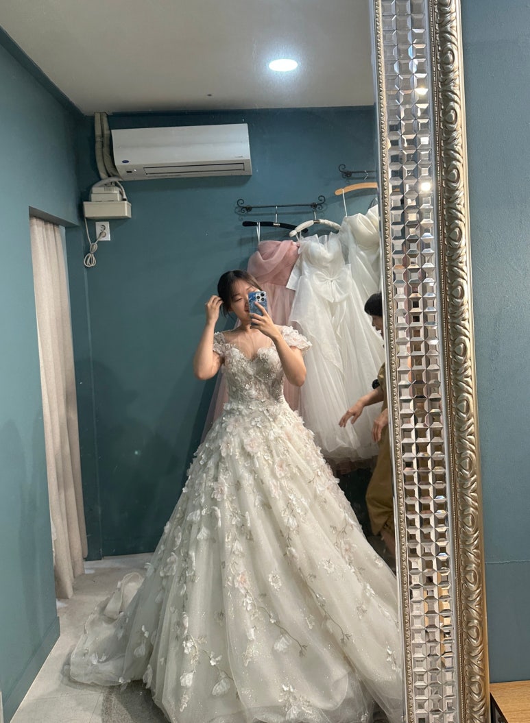거울 셀카 전신