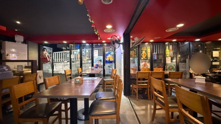 오븐에빠진닭 공덕역점 사진 8