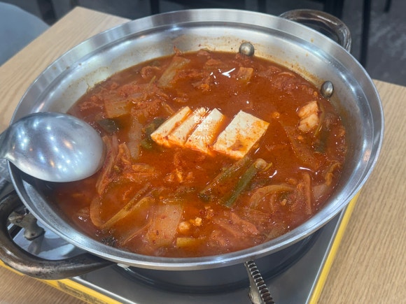 강순자옛맛김치찌개 신방화역점 사진 3