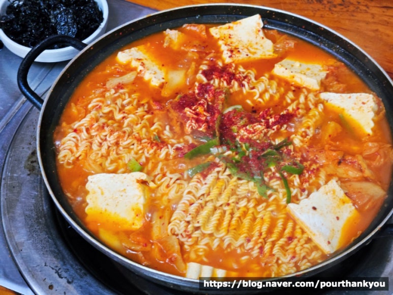 복돼지네 김치찌개전문 역삼점 사진 8