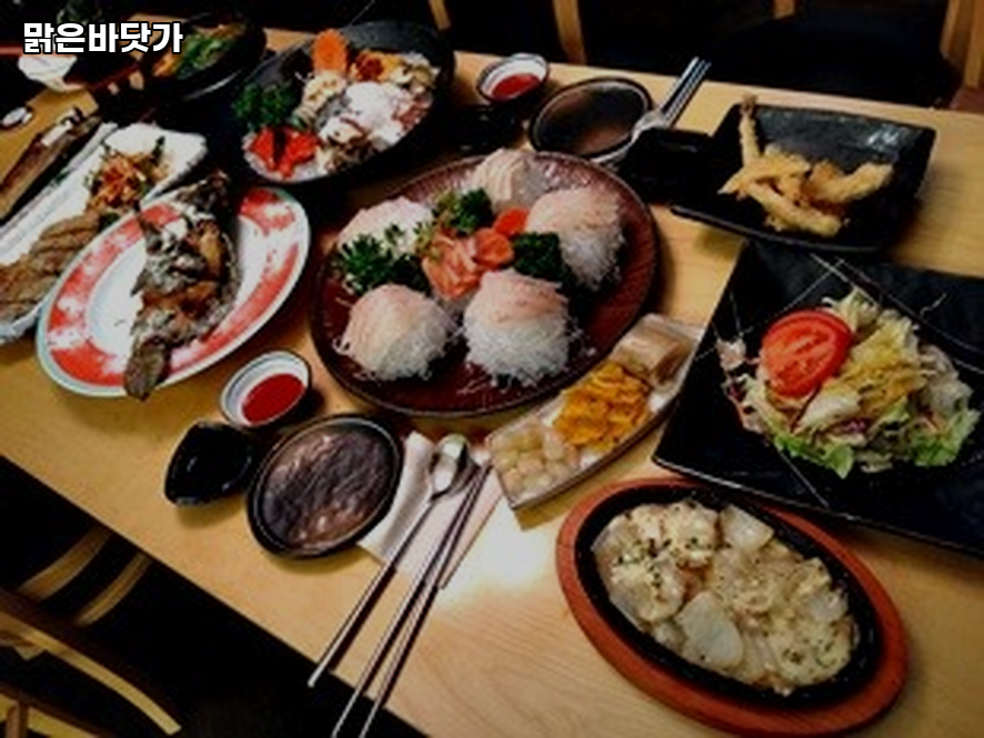 맑은바닷가 대표 사진