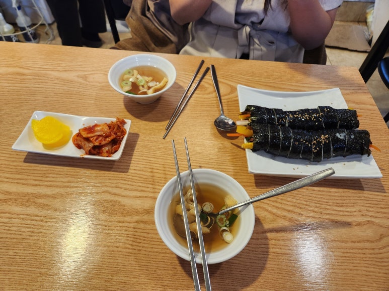 장찬기김밥 사진 5