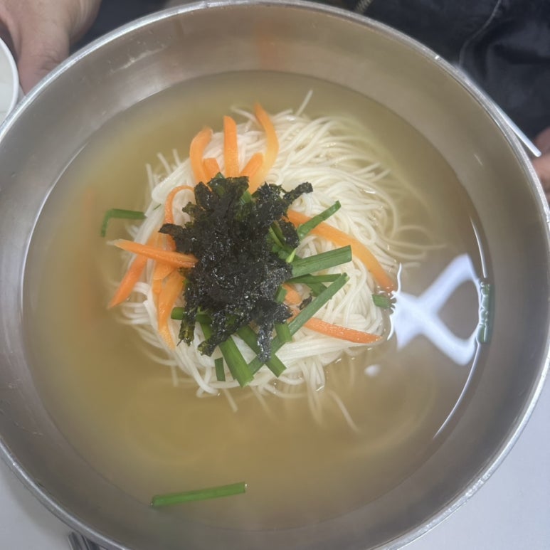 공릉동원조멸치국수 원남동점 사진 7