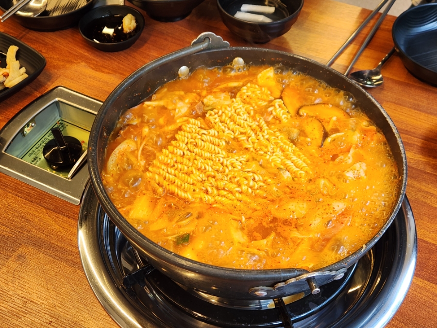 단양마늘부대찌개 이미지