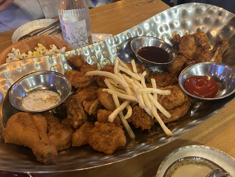 칠칠켄터키 장한평역점 사진 4
