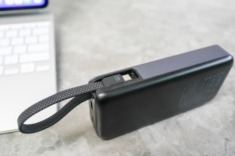 유그린 45W 20000mAh, 일체형 케이블 보조배터리 ‘아이패드프로 보조전원’의 완성형 이미지 16