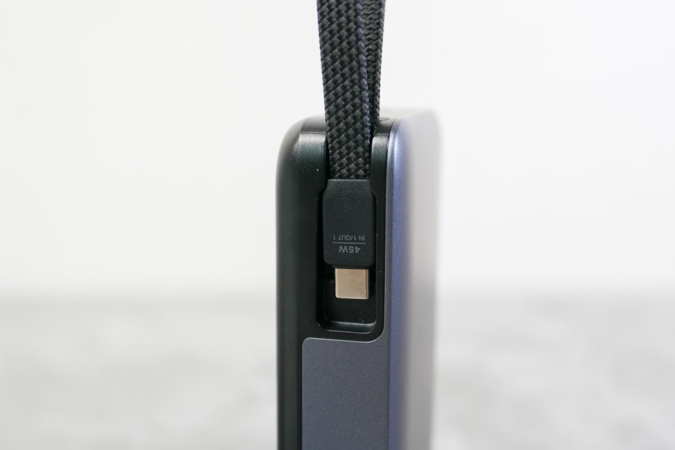 유그린 45W 20000mAh, 일체형 케이블 보조배터리 ‘아이패드프로 보조전원’의 완성형 이미지 11