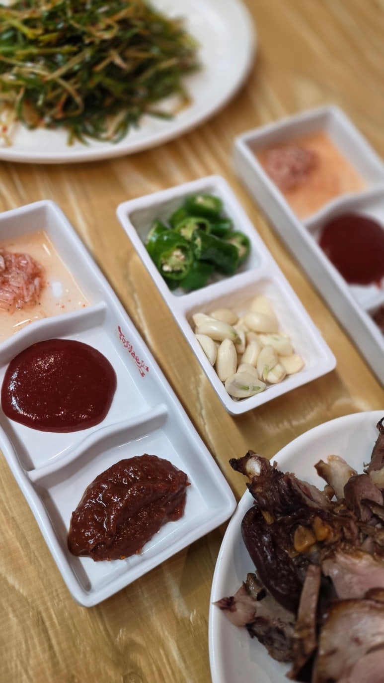 시골왕족보쌈 이미지