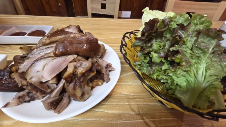 시골왕족보쌈 이미지