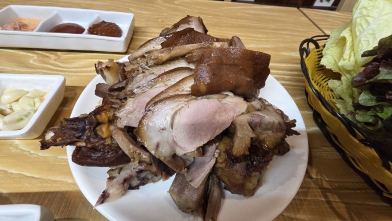 시골왕족보쌈 이미지