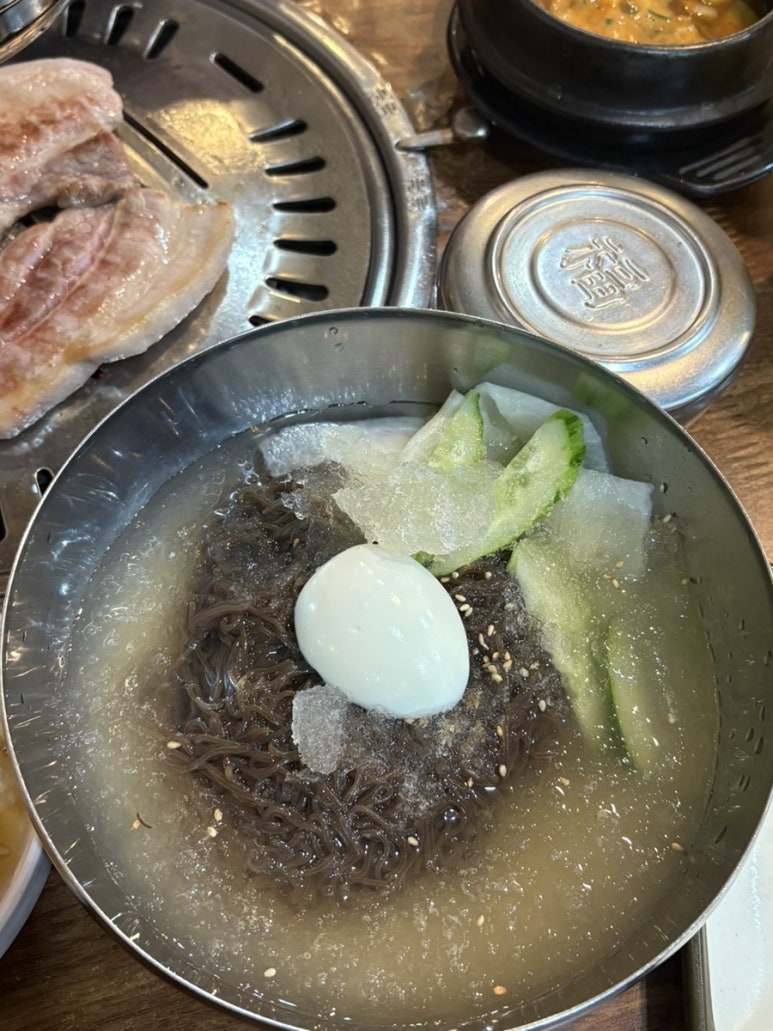 한우촌생삼겹 방화본점 사진 5