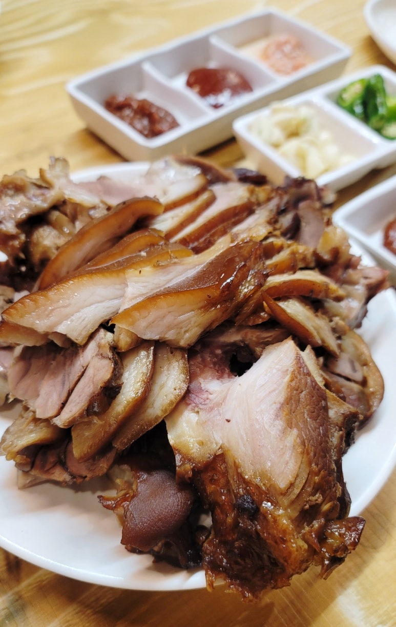 시골왕족보쌈 이미지