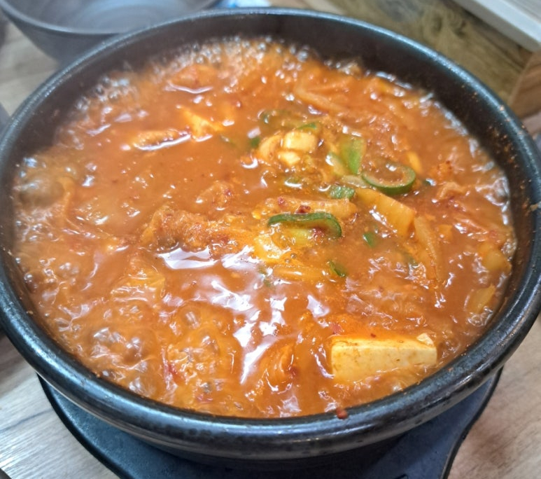 옹백이보쌈 수원역전점 사진 5