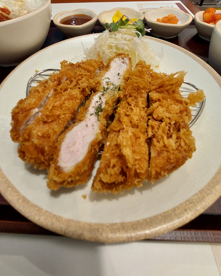 오레노카츠 광교중앙역점 사진 8