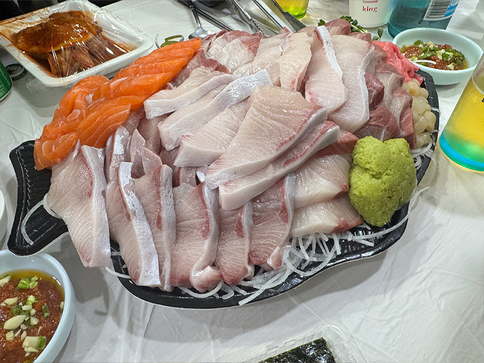 강변식당 사진 2