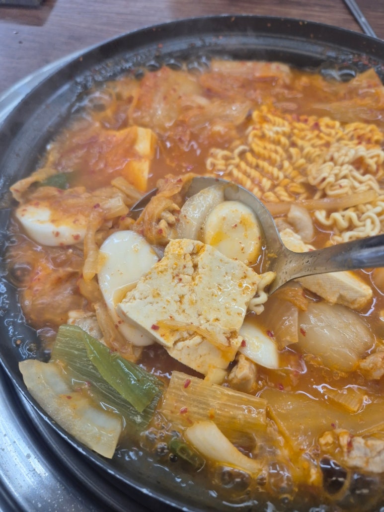 현주네금돼지 동대문점 사진 4