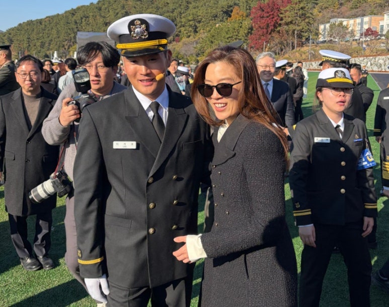 임세령 임관식 패션&헤어 분석｜우아함이 다른 이유(헤어스타일 심층분석) : 네이버 블로그