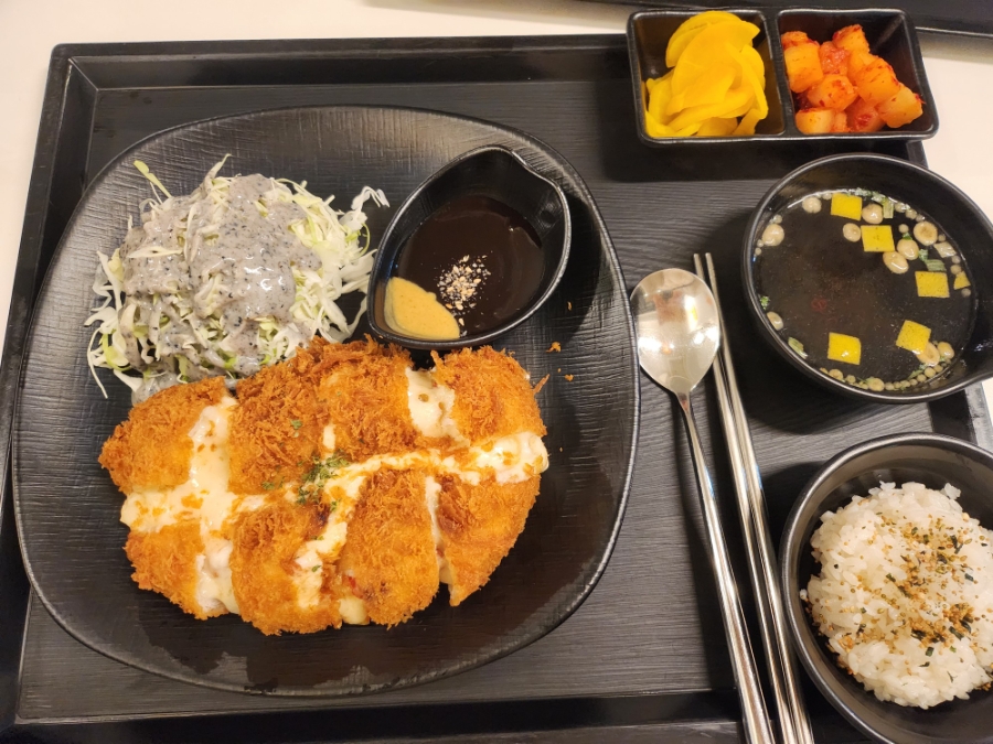 돈갓 안산신길점 사진 5