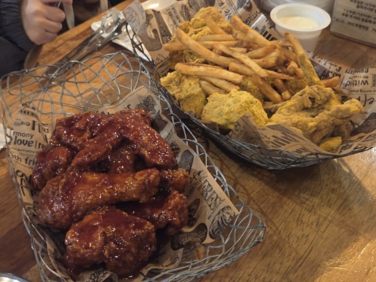 BHC치킨 부평역점 사진 6