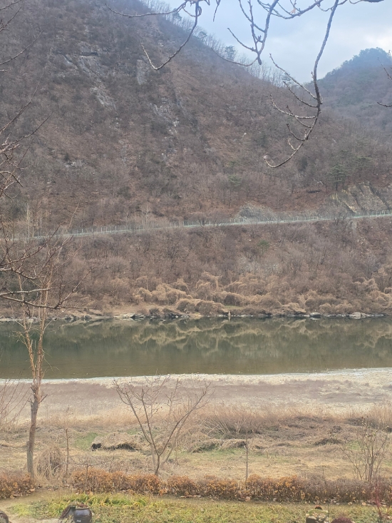 비탈길굽이돌아 이미지