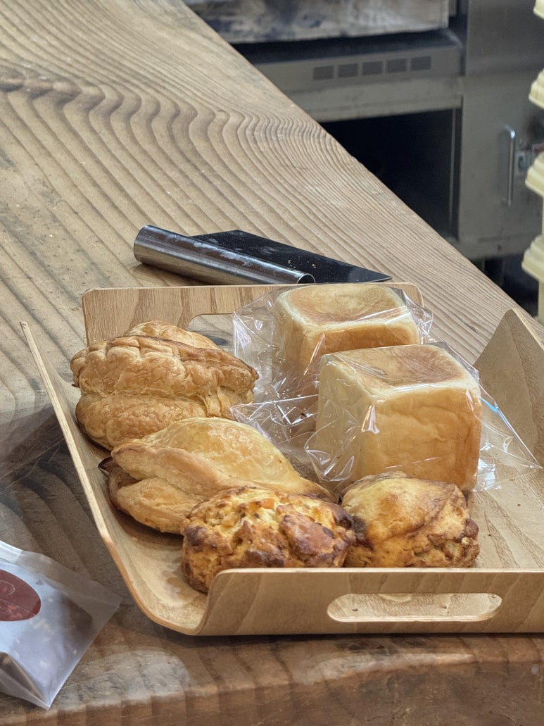 베이커스테일 대표 사진