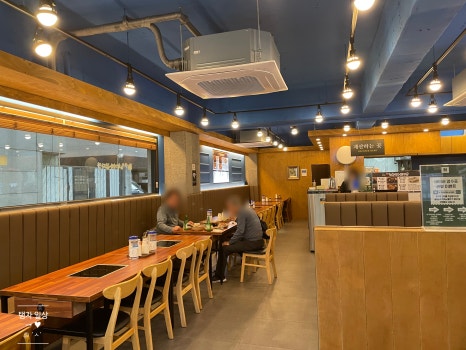 명품청기와감자탕 보라매점 사진 4