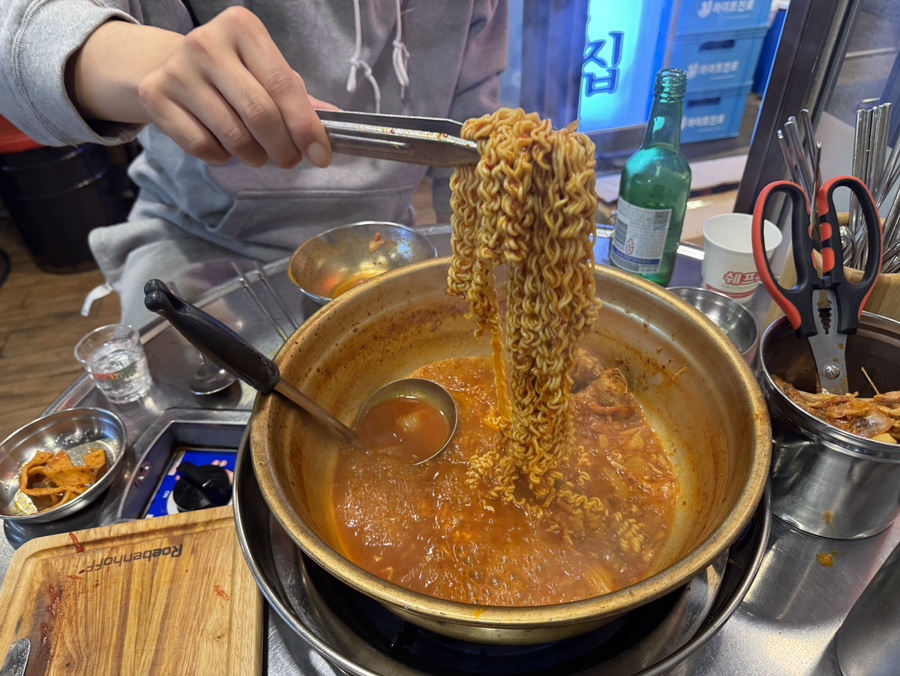 영통찌개지존 상록수역점 사진 7